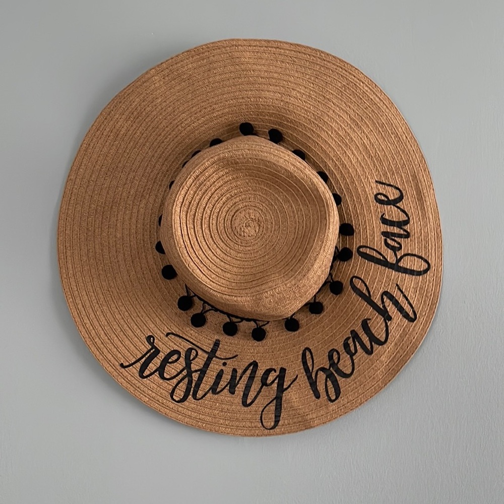 Resting Beach Face Sun Hat OS
